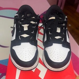 Nike Kids Black and White Sneakers